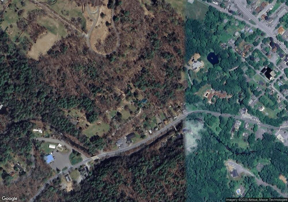 114 Orben Ln, Milford, PA 18337 - photo 1