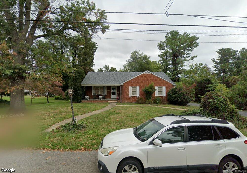 2047 Chase Ave, Waynesboro, VA 22980 - photo 1