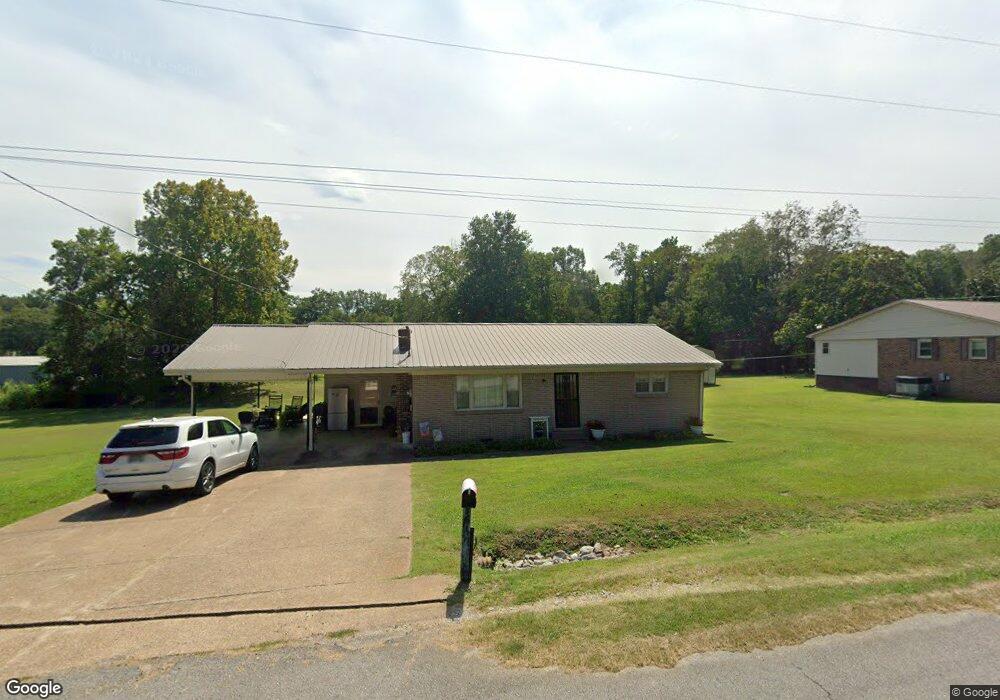 214 Southwood Dr, Linden, TN 37096 - photo 1