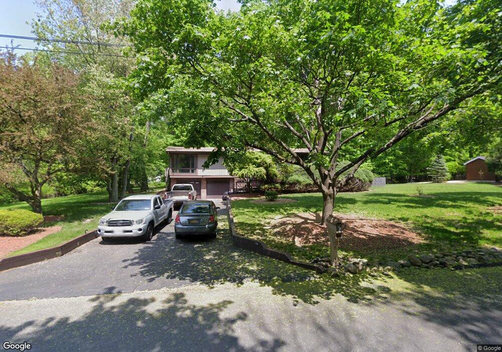 12 Heather Hill Ln, Suffern, NY 10901 - photo 1