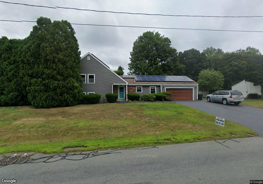 407 Gulf Rd W, South Dartmouth, MA 02748 - photo 1