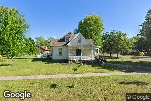 320 E 14th St, Baxter Springs, KS 66713
