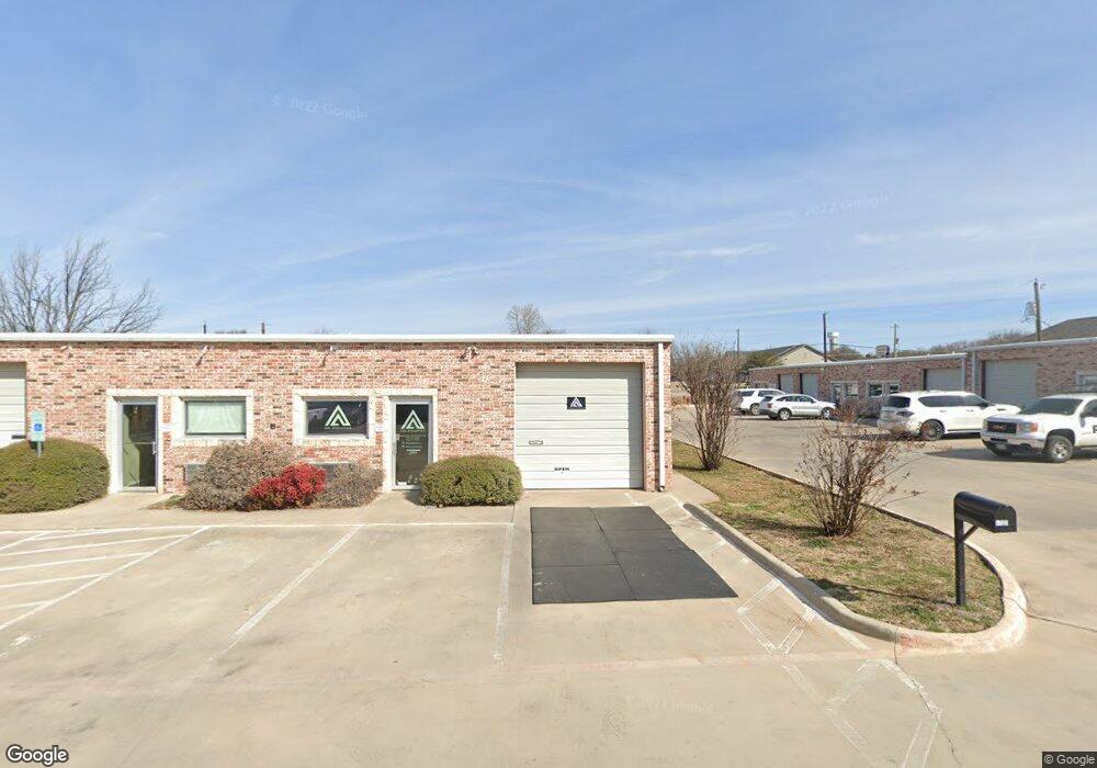 1559 W Business 380 unit 1, Decatur, TX 76234 - photo 1