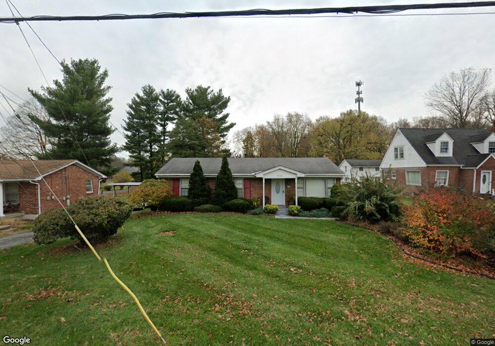 8422 Hudson Ln, Louisville, KY 40291 - photo 1