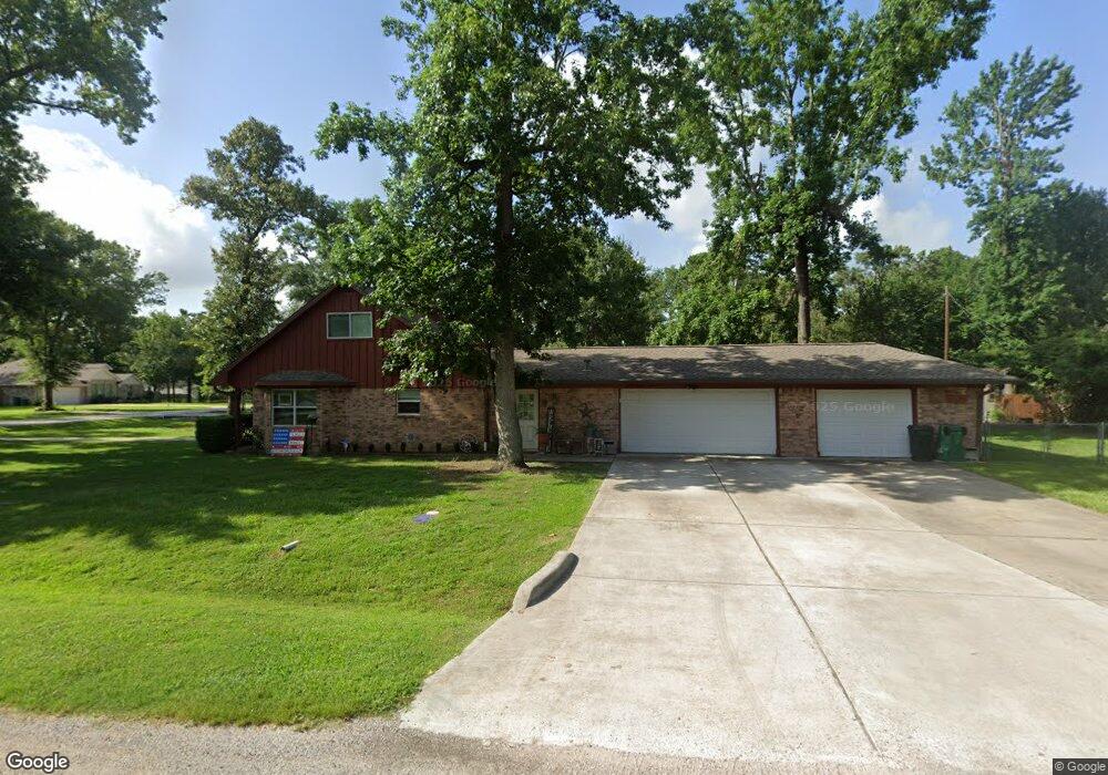 25815 Maplewood Dr, Spring, TX 77386 - photo 1