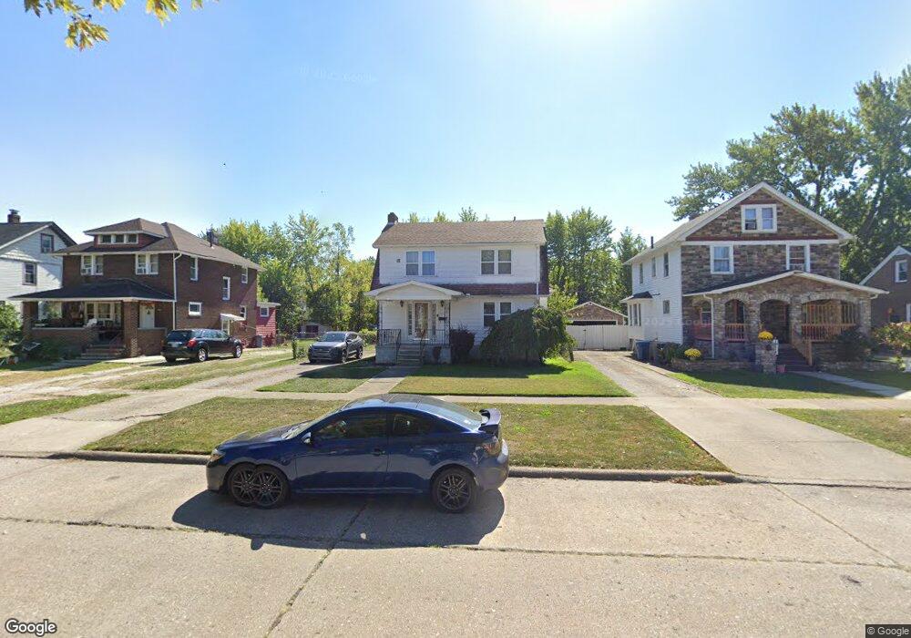 1882 E 34th St, Lorain, OH 44055 - photo 1