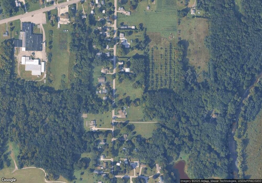 424 Amboy Rd, Conneaut, OH 44030 - photo 1