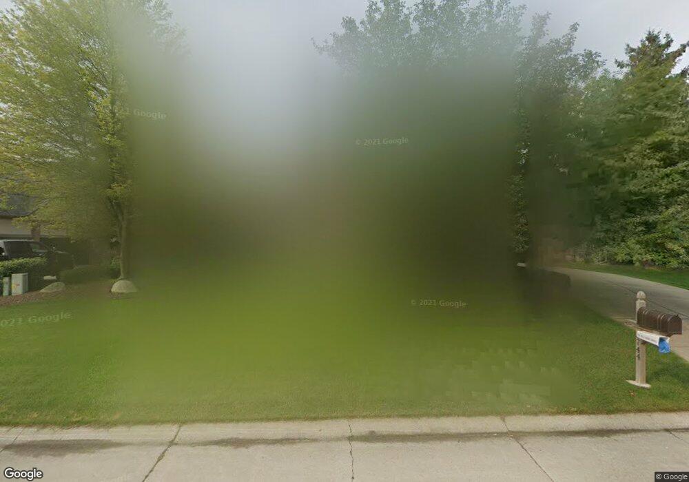 3744 Edinborough Dr, Rochester Hills, MI 48306 - photo 1