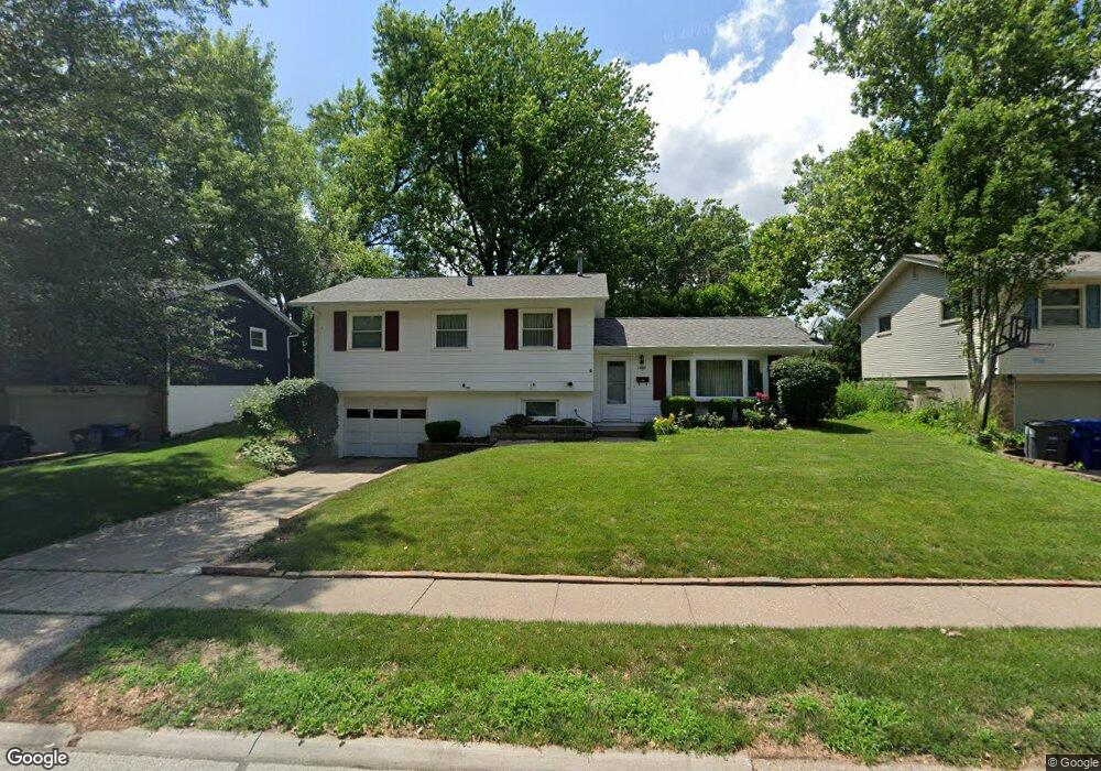 2808 Avalon Dr, Bettendorf, IA 52722 - photo 1