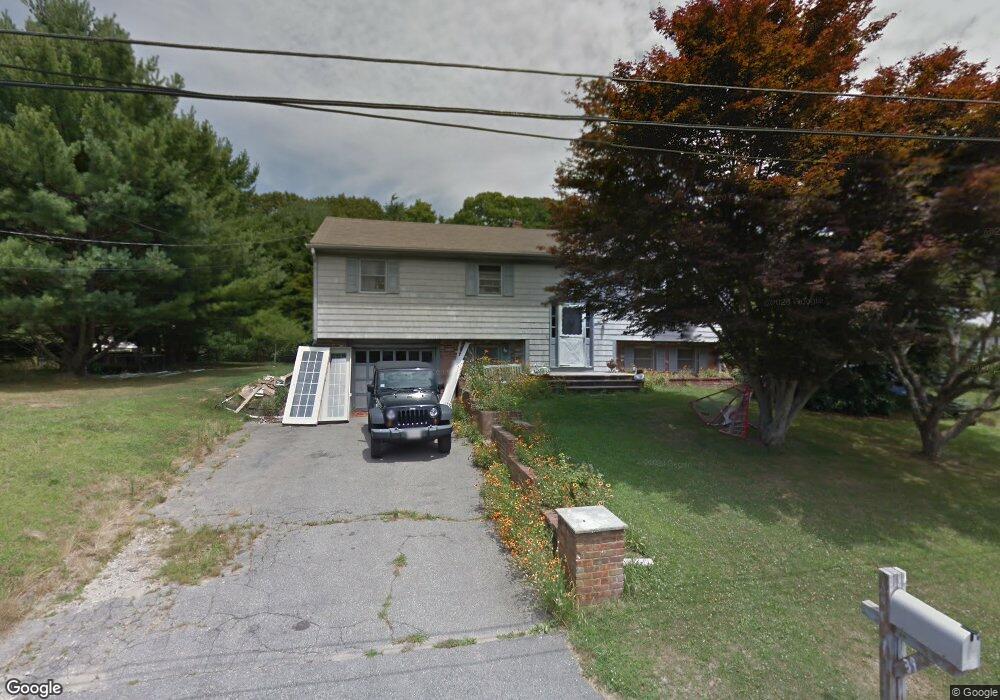 39 Linda Rd, Tiverton, RI 02878 - photo 1