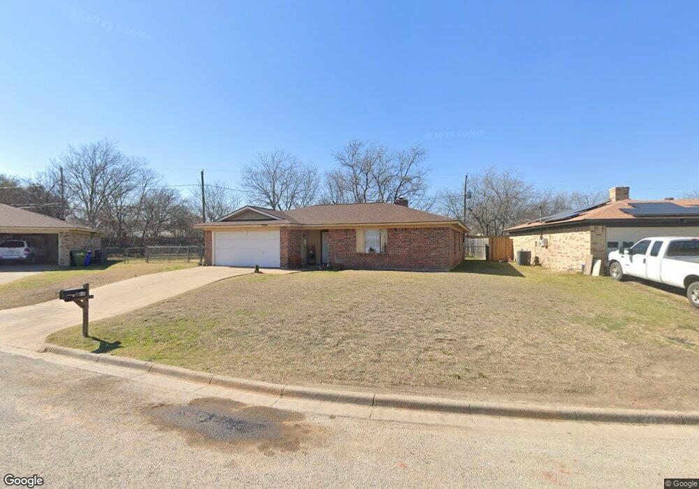 8824 Las Vegas Ct, Fort Worth, TX 76108 - photo 1
