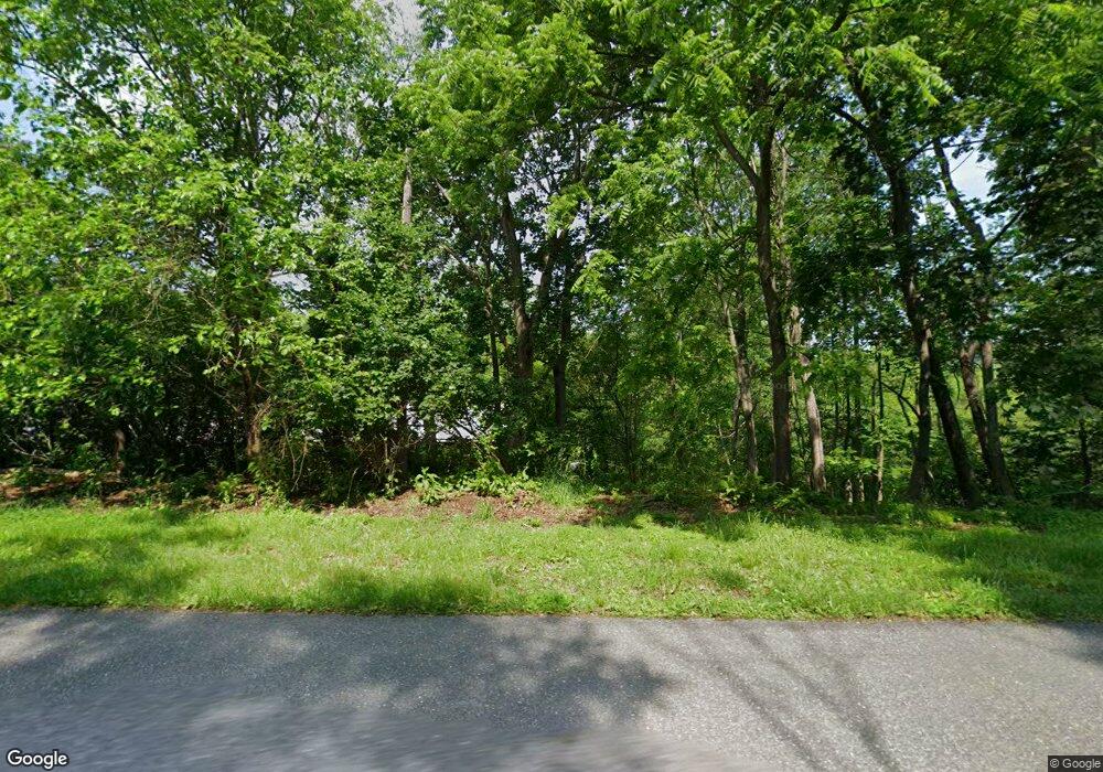 6552 Walnut St, Slatington, PA 18080 - photo 1