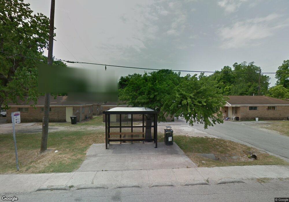 3809 Wipprecht St unit 3, Houston, TX 77026 - photo 1