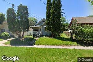 630 W 11th St, Waterloo, IA 50702