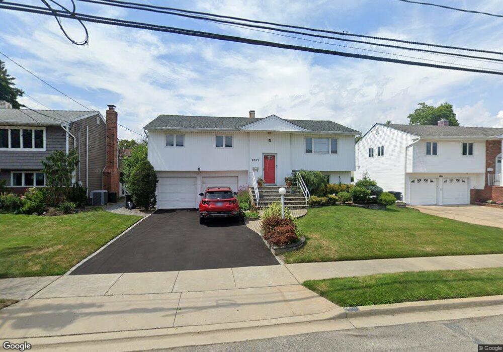 2071 Illona Ln, Merrick, NY 11566 - photo 1