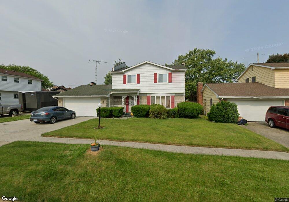 6605 Colonial Dr, Flint, MI 48505 - photo 1