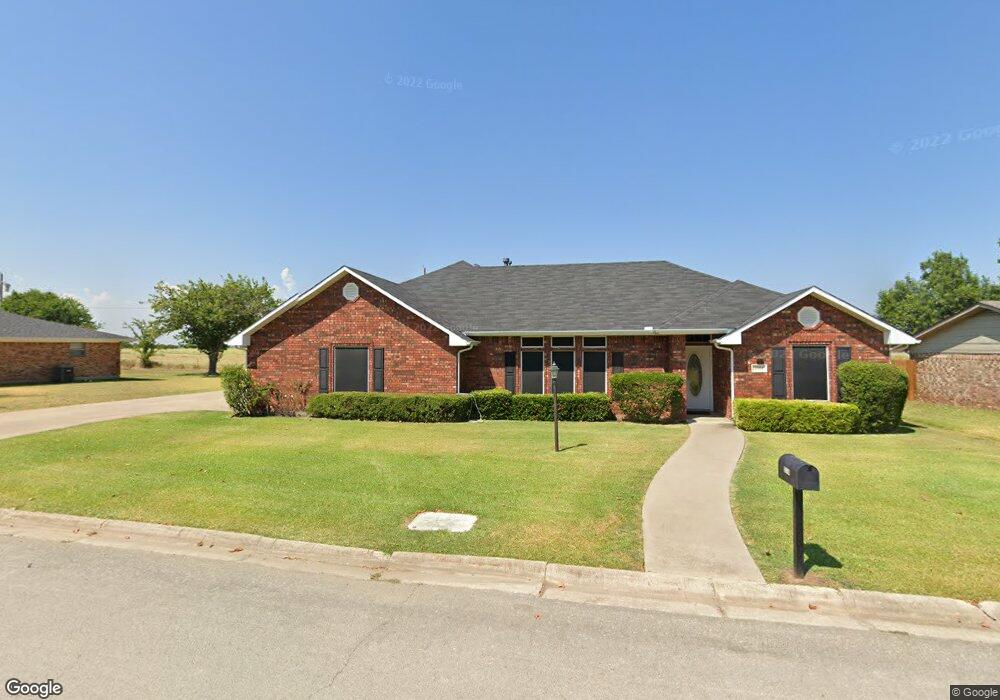2004 College St, Gainesville, TX 76240 - photo 1