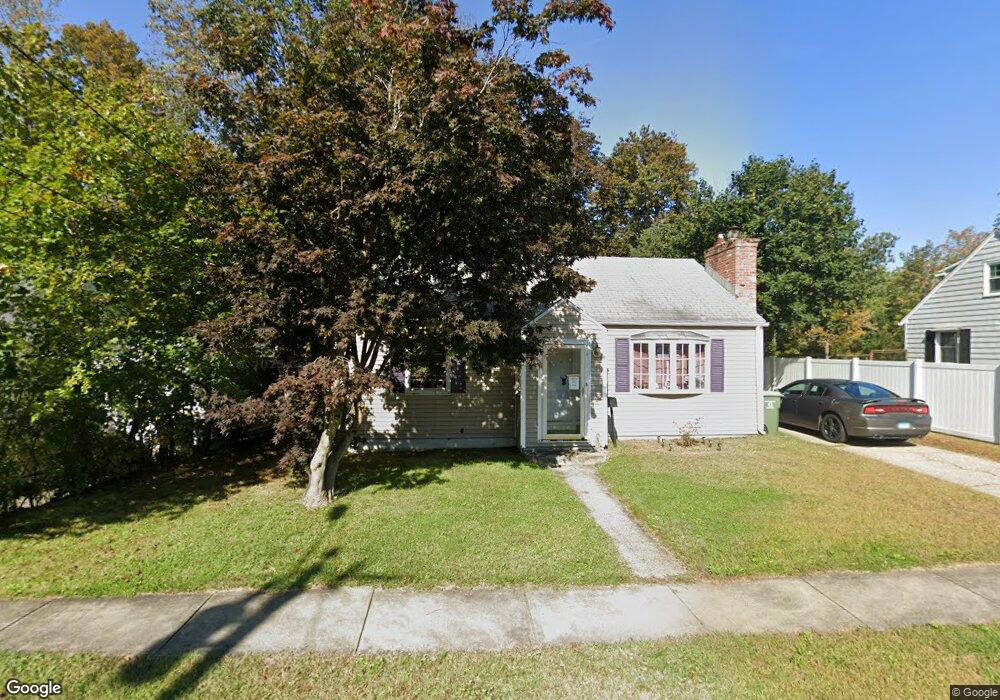 35 Winthrop Ave, Waterbury, CT 06706 - photo 1