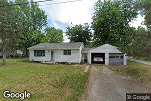 489 E 6th St, Clinton, IN 47842