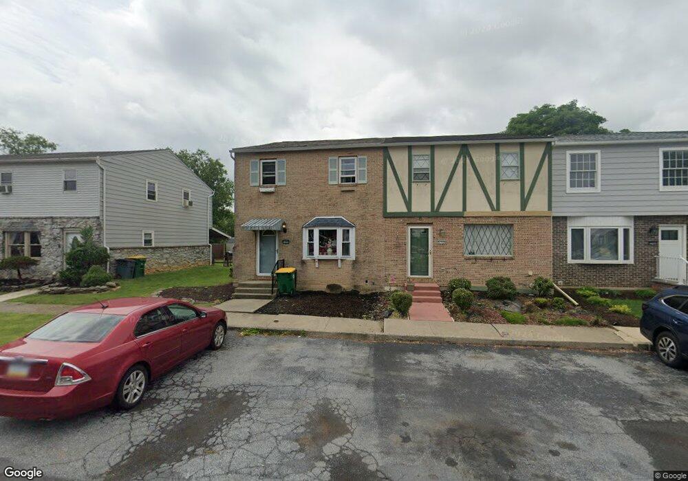 5696 Greens Dr, Allentown, PA 18106 - photo 1