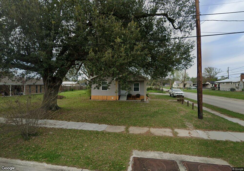 2819 Hinton Dr, Lake Charles, LA 70615 - photo 1