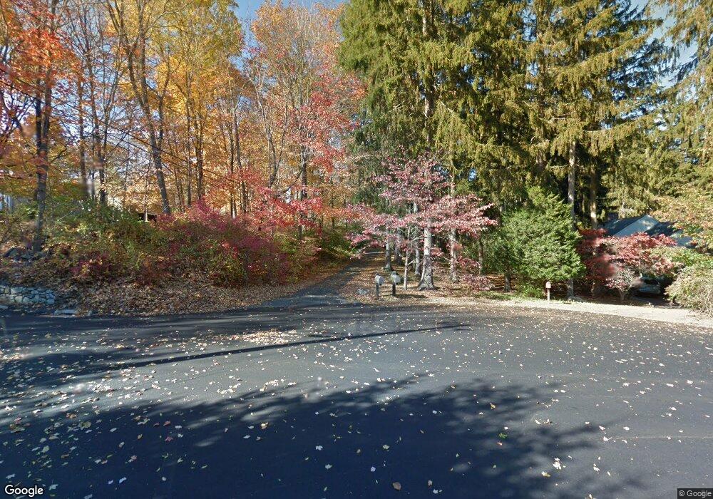 3 Pan Handle Ln, Westport, CT 06880 - photo 1