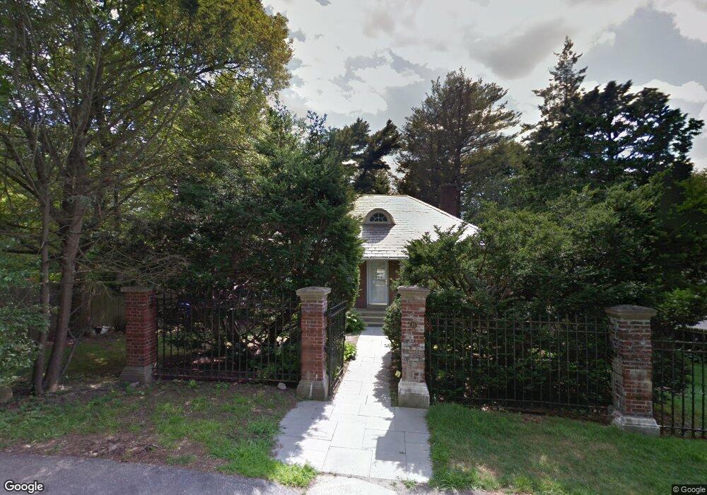 19 Hyslop Rd, Brookline, MA 02445 - photo 1