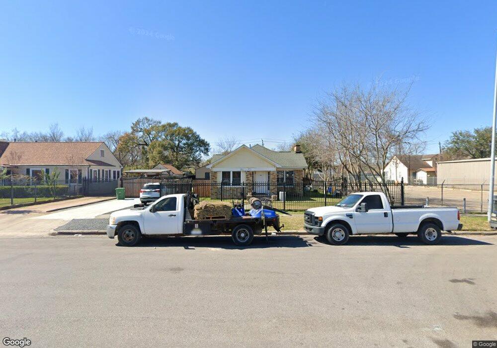 3710 Colgate St, Houston, TX 77087 - photo 1