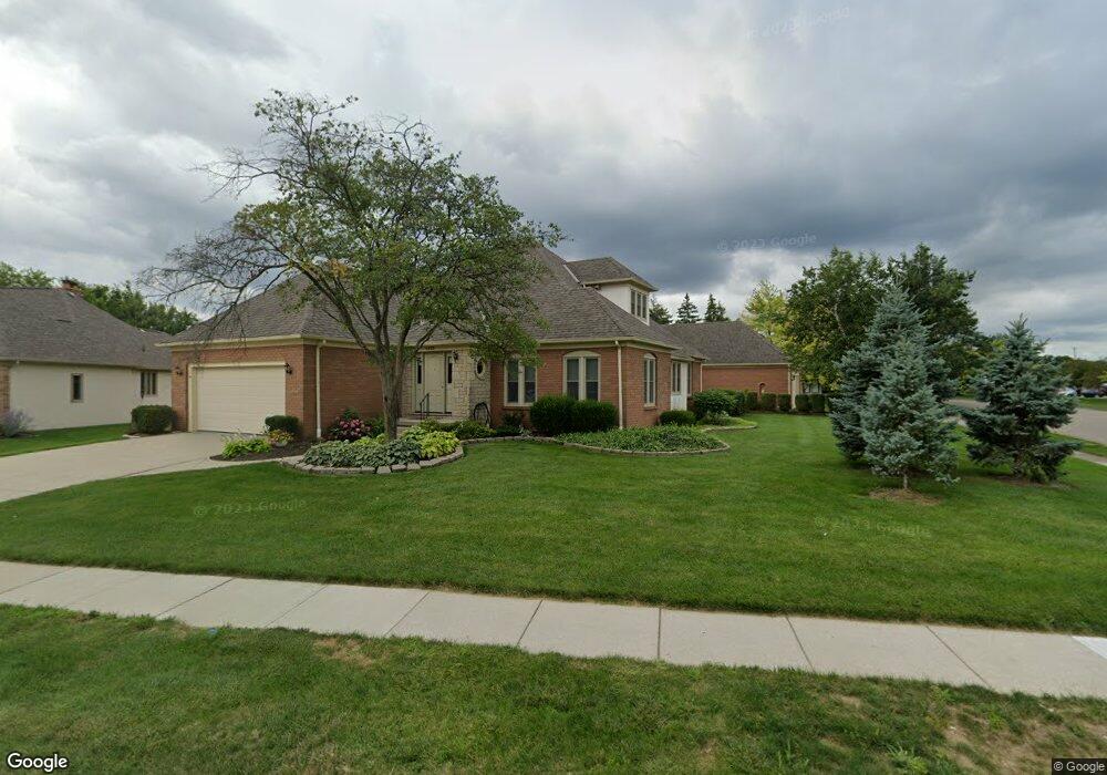 1923 Fontenay Ct unit 1923, Columbus, OH 43235 - photo 1