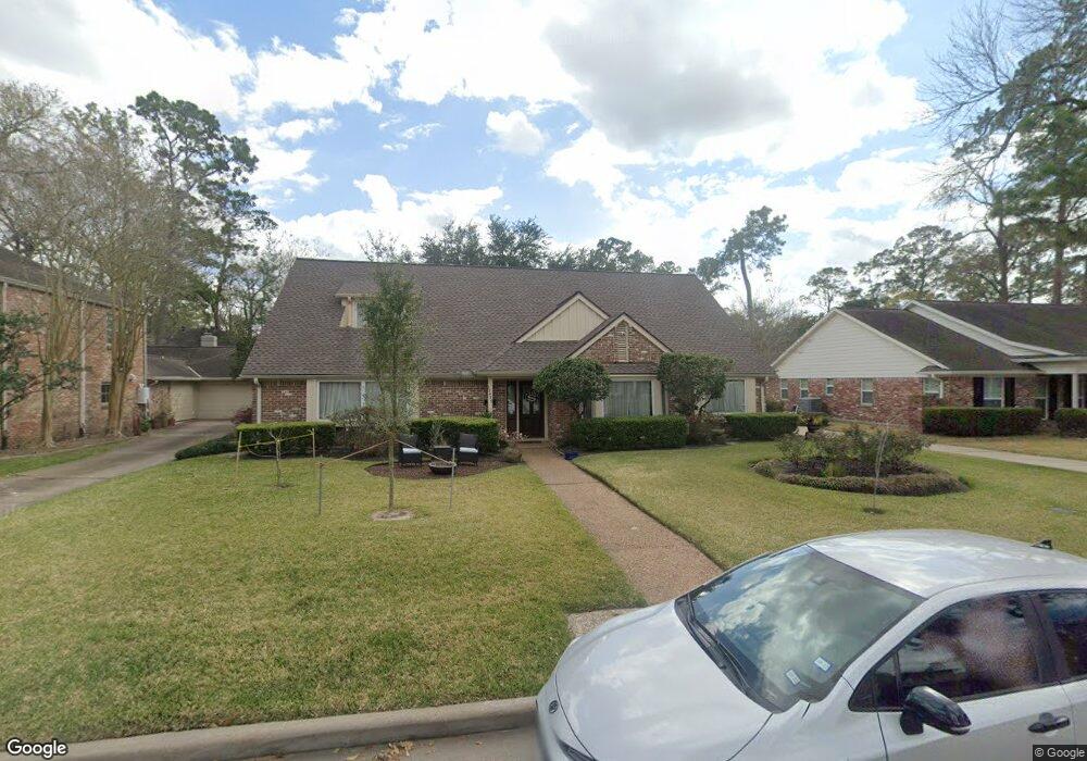 13415 Queensbury Ln, Houston, TX 77079 - photo 1
