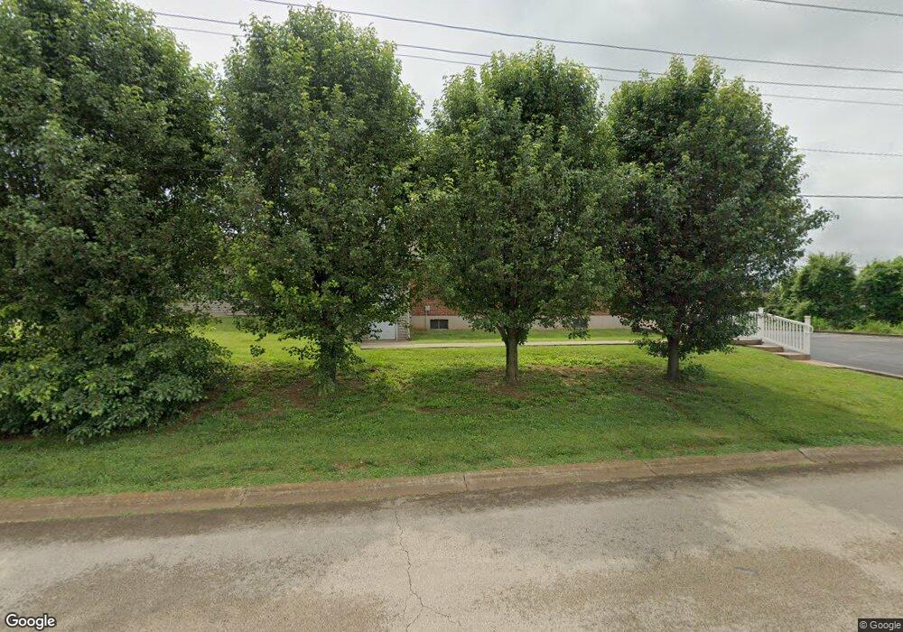 206 Hyler Dr, Farmington, MO 63640 - photo 1