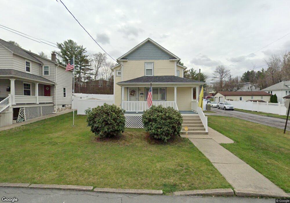 1042 Beech St, Archbald, PA 18403 - photo 1