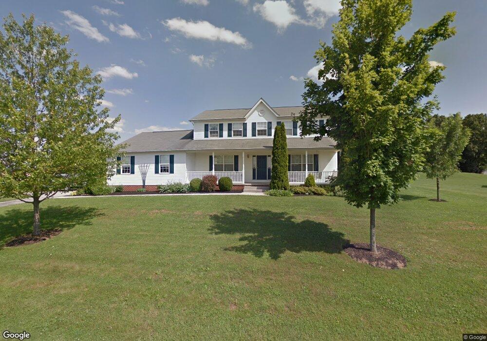 31 Fox Tail Dr unit 3, Hanover, PA 17331 - photo 1