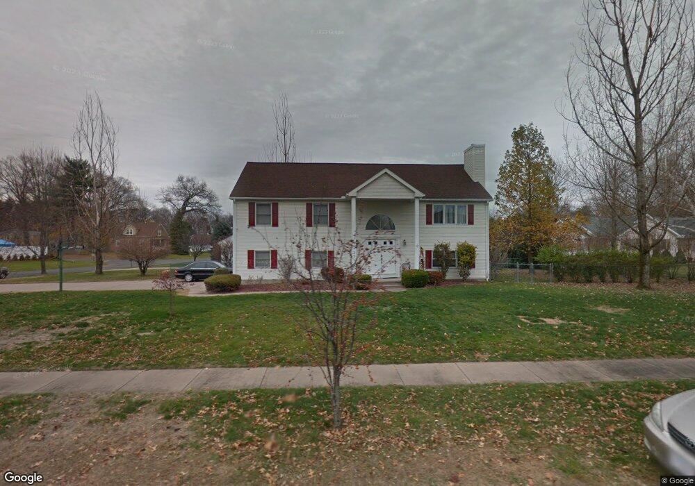 27 Trinity Dr, West Springfield, MA 01089 - photo 1