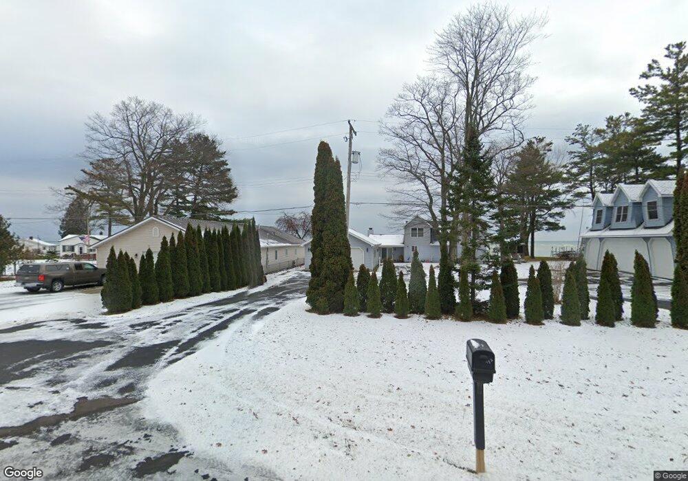 482 N Huron Rd, Au Gres, MI 48703 - photo 1