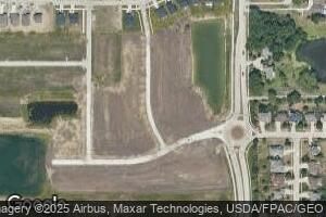 6727 Bright St, Johnston, IA 50131