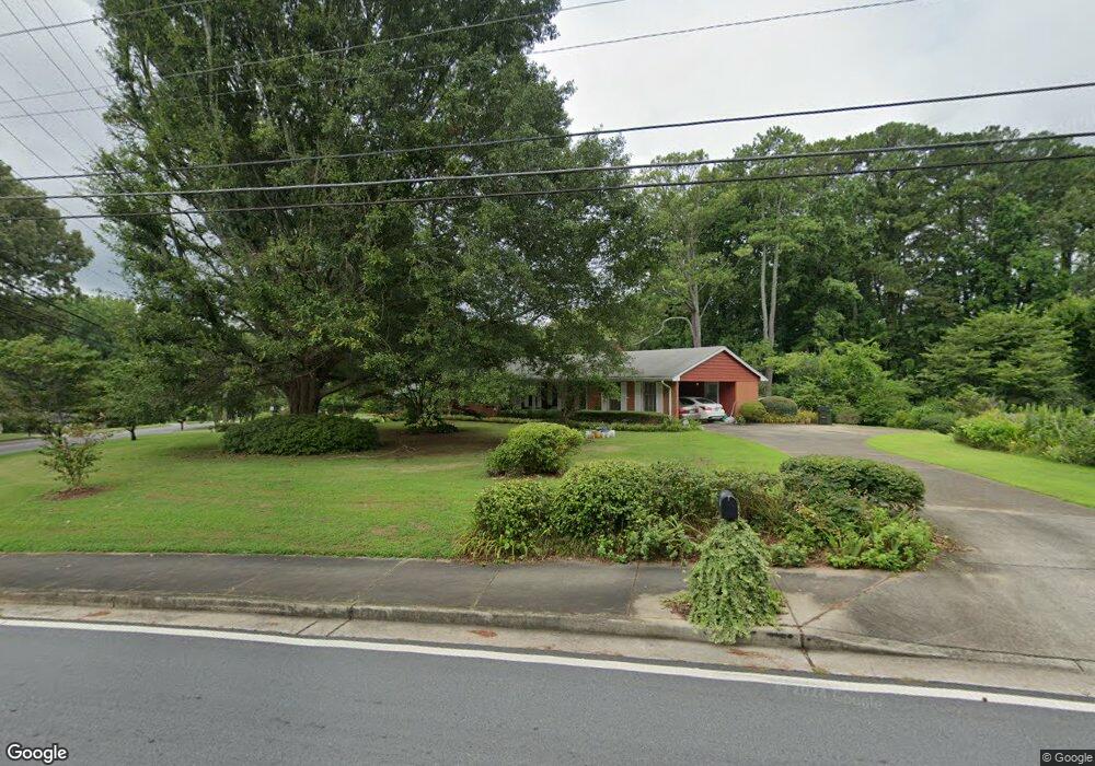 819 Hood Rd NE, Marietta, GA 30068 - photo 1