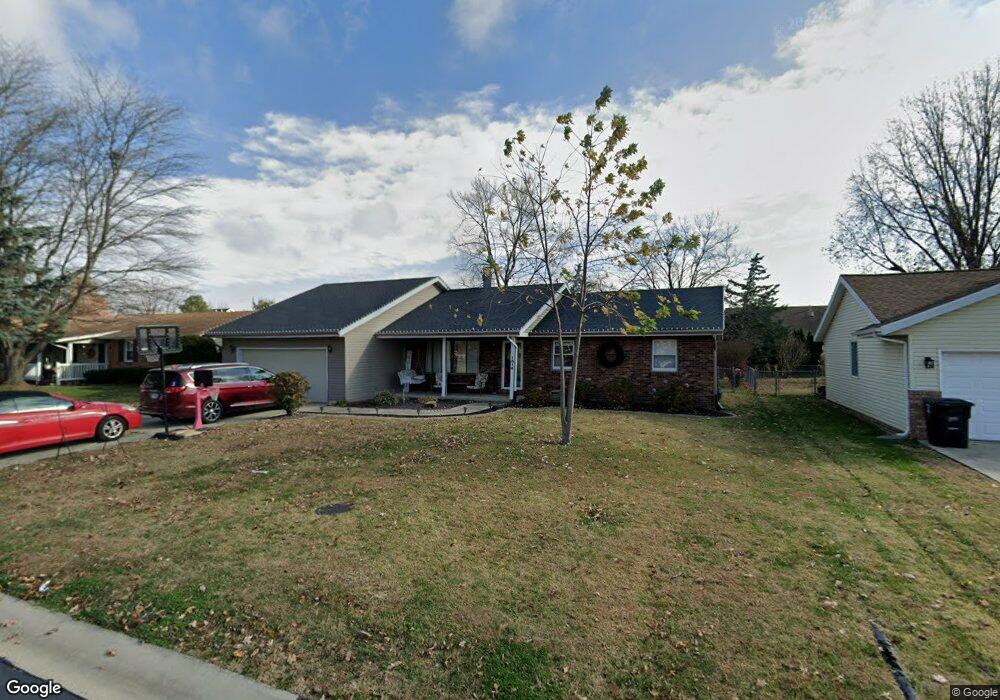 1016 N Taylor, Effingham, IL 62401 - photo 1