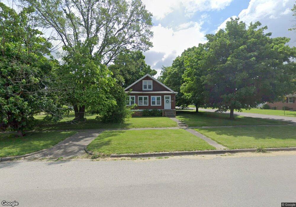 1000 N 10th St, Mattoon, IL 61938 - photo 1