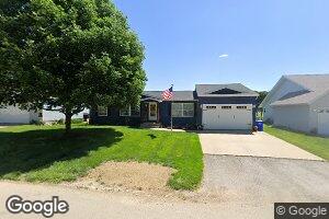 606 S Jackson St, Lisbon, IA 52253