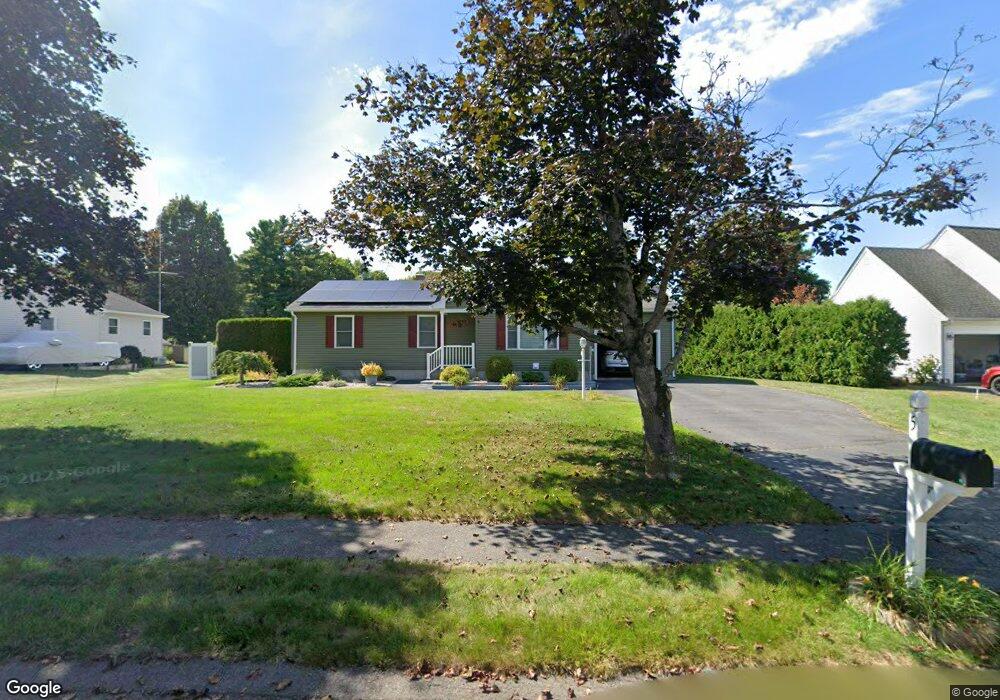 5 Plumbrook Dr, Easthampton, MA 01027 - photo 1