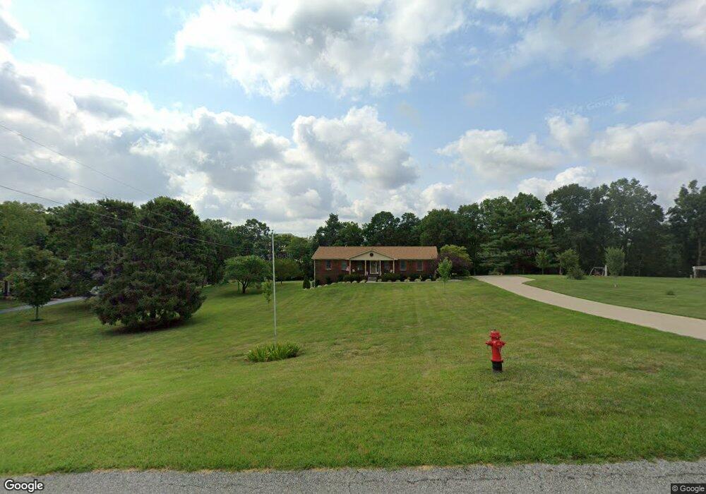 1050 Briarwood Dr, Lawrenceburg, KY 40342 - photo 1