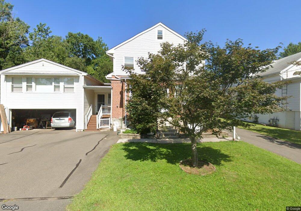 54 Baxter Ave, Berlin, CT 06037 - photo 1