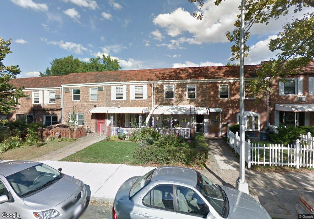 7023 175th St, Fresh Meadows, NY 11365 - photo 1