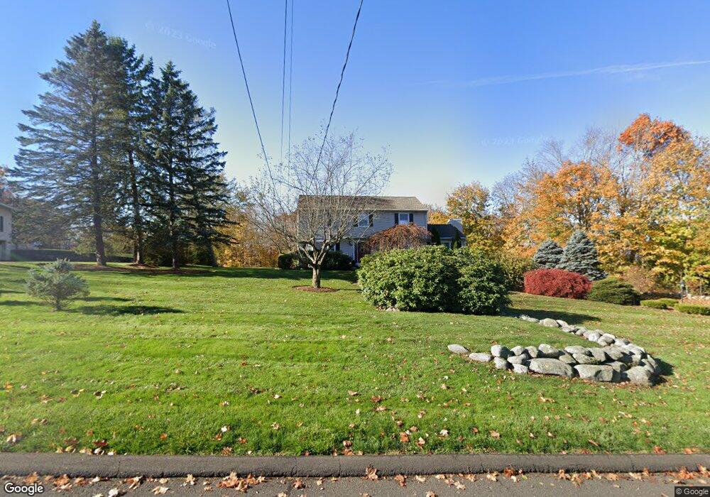 33 High Ridge Rd, Brookfield, CT 06804 - photo 1