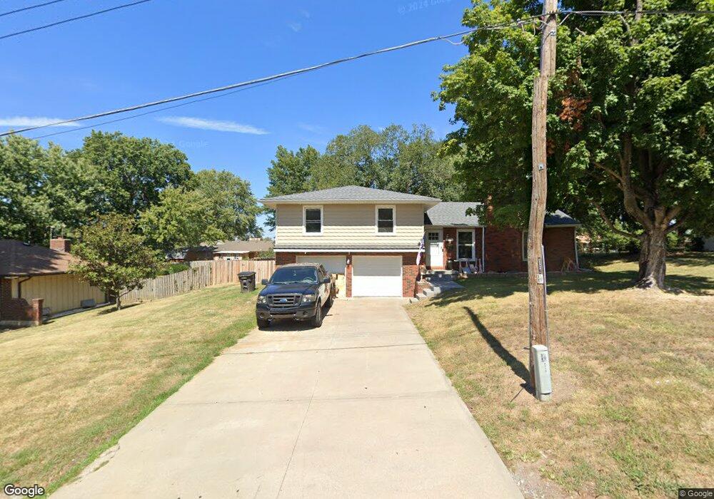 9110 E 31st St S, Independence, MO 64052 - photo 1