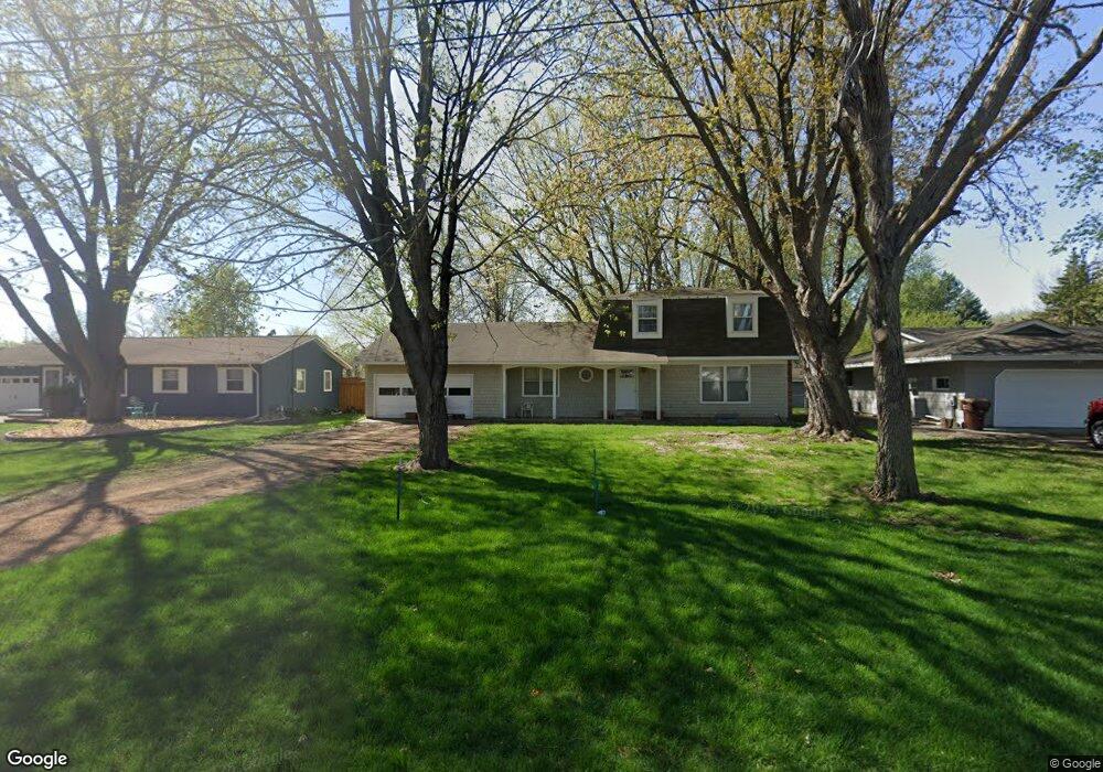 5439 Bryant St, Maple Plain, MN 55359 - photo 1