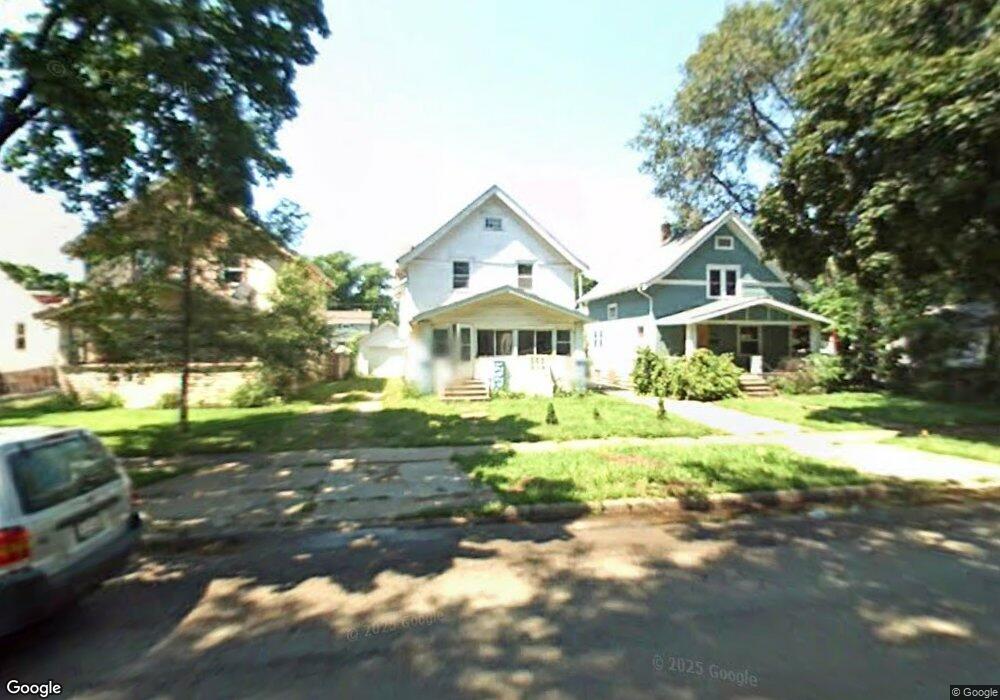 1314 Ellis Blvd NW, Cedar Rapids, IA 52405 - photo 1