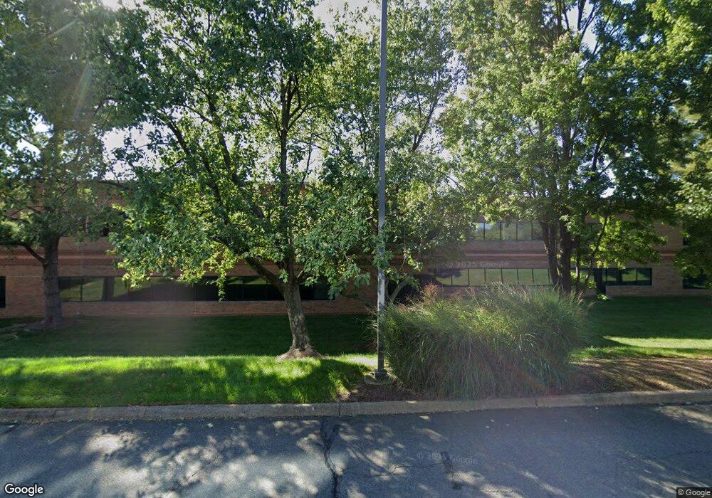 10803 Parkridge Blvd, Reston, VA 20191 - photo 1