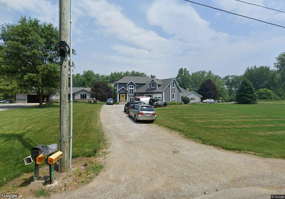 4388 E Defreese Rd, Syracuse, IN 46567 - photo 1